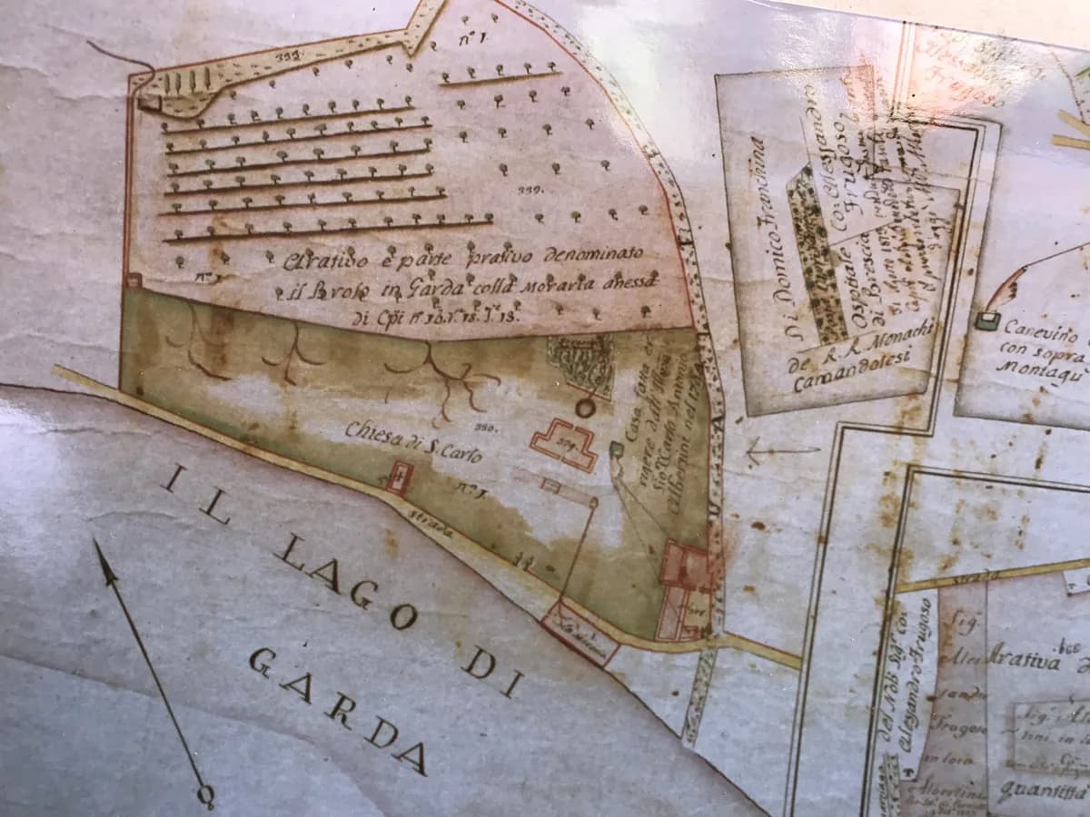 La mappa catastale storica del parco, con il lago di Garda